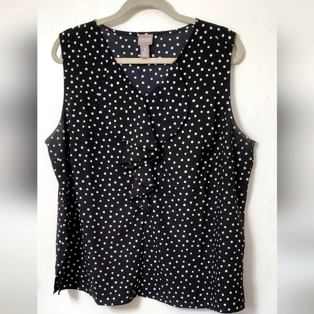Chico's polka dots top, size 3